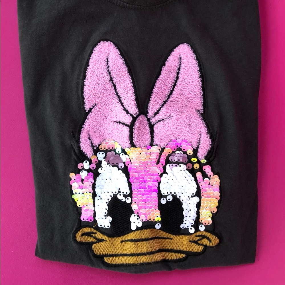 $9 SALE!!!! Zara Disney Daisy Duck Long Sleeve Tee
